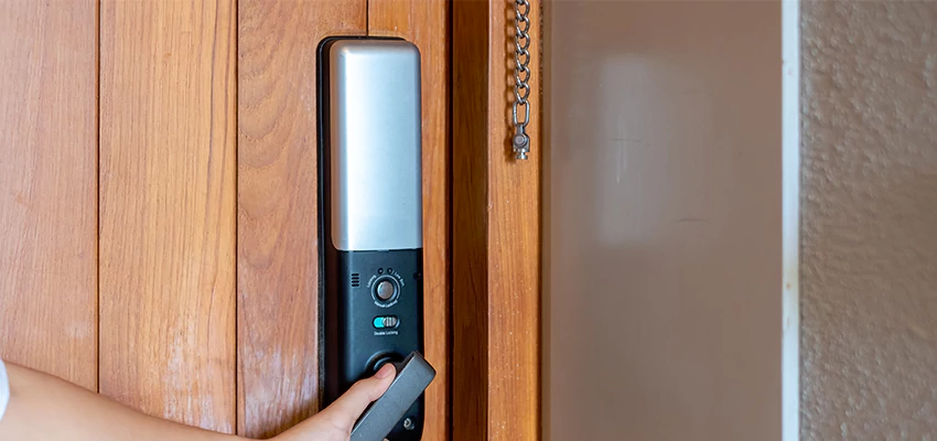 Home Security Electronic Locks Upgrades in Highland Park